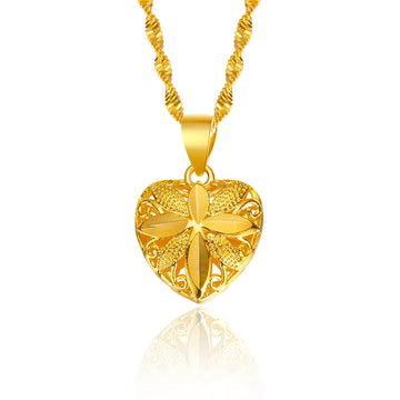 Gold Heart Necklace for Women – Elegant Pendant
